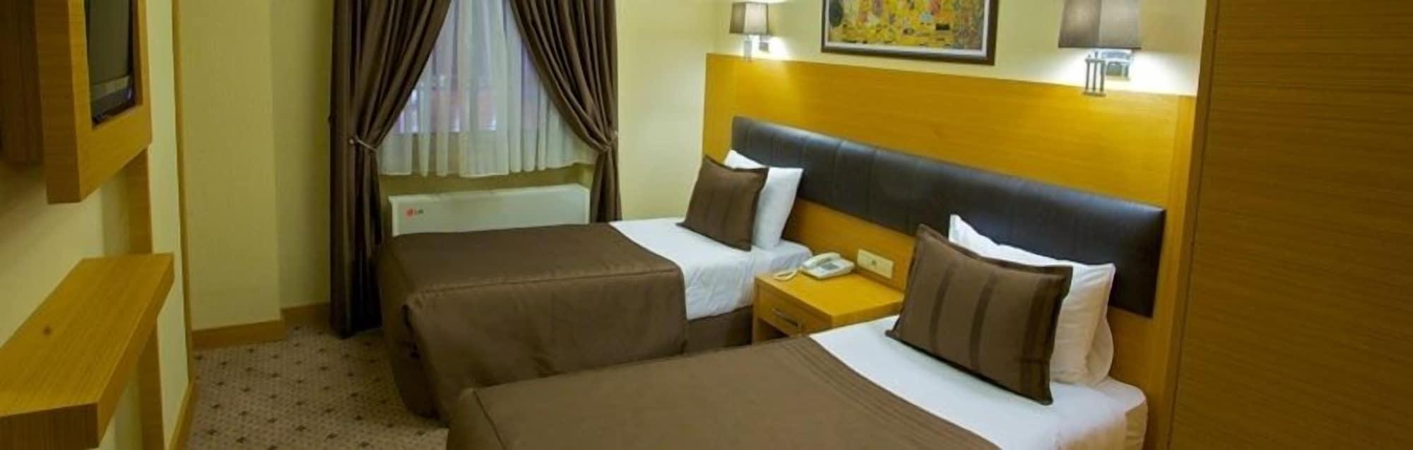 Mirilayon Hotel - Old Town Istanbul Exterior photo