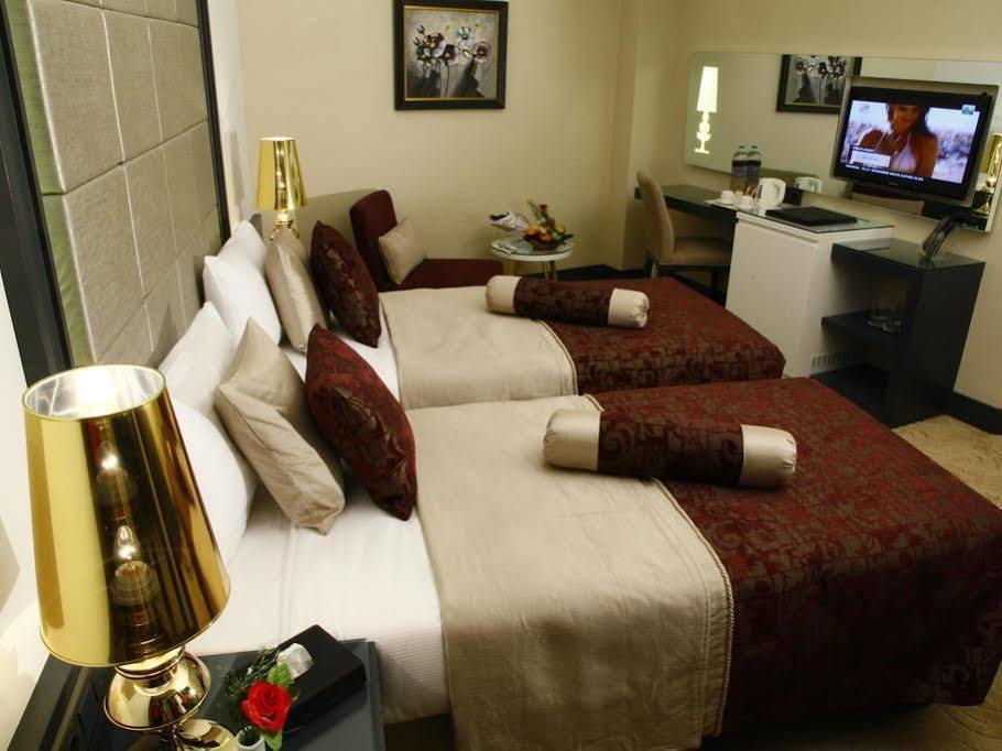 Mirilayon Hotel - Old Town Istanbul Exterior photo